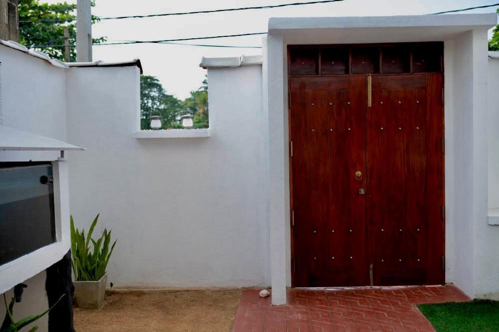 Luxury My Villa Bentota 200M Bentota Beach Luaran gambar